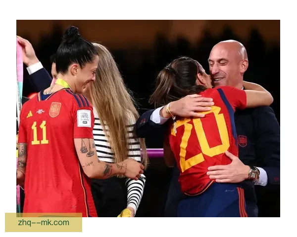 卢比亚莱斯因强吻风波辞去西班牙足协主席职务引发广泛关注